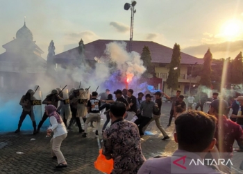 Polres Situbondo latihan sispamkota jelang Pilkada Serentak 2024