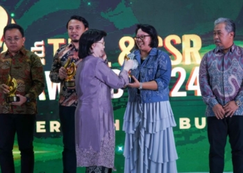 Terminal Petikemas Surabaya raih penghargaan TJSL & CSR Award