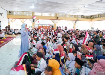 Khofifah motivasi ribuan anak yatim untuk gapai cita-cita setinggi langit