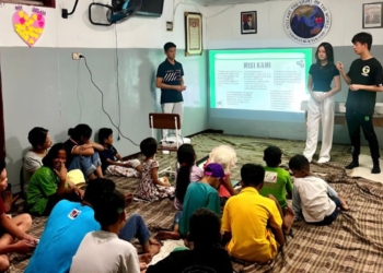 Tiga pelajar Surabaya buat aplikasi pengelola sampah “Track Eco”