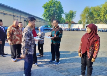 Tjiwi Kimia apresiasi karyawan yang telah bekerja selama 30 tahun