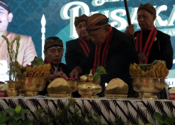Prosesi Jamasan Pusaka Warnai Hari Jadi Ngawi ke-667, Tekankan Nilai Tradisi dan Ketahanan Pangan