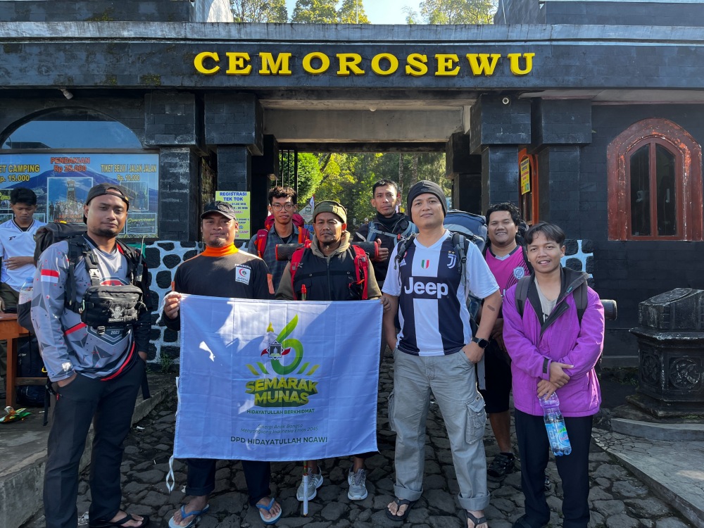 DPD Hidayatullah Ngawi Sukses Gelar Ekspedisi Gunung Lawu, Meriahkan Semarak Munas VI
