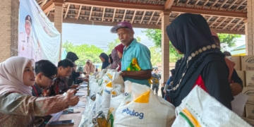 Pemantauan Penyaluran Bantuan Pangan di Desa Watualang, Pemkab Ngawi Targetkan Distribusi Rampung Akhir Mei