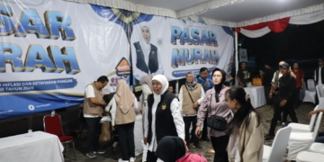 Sapa Bansos dan Pasar Murah di Ngawi, Pemprov Jatim Perkuat Perlindungan Sosial dan Stabilisasi Harga