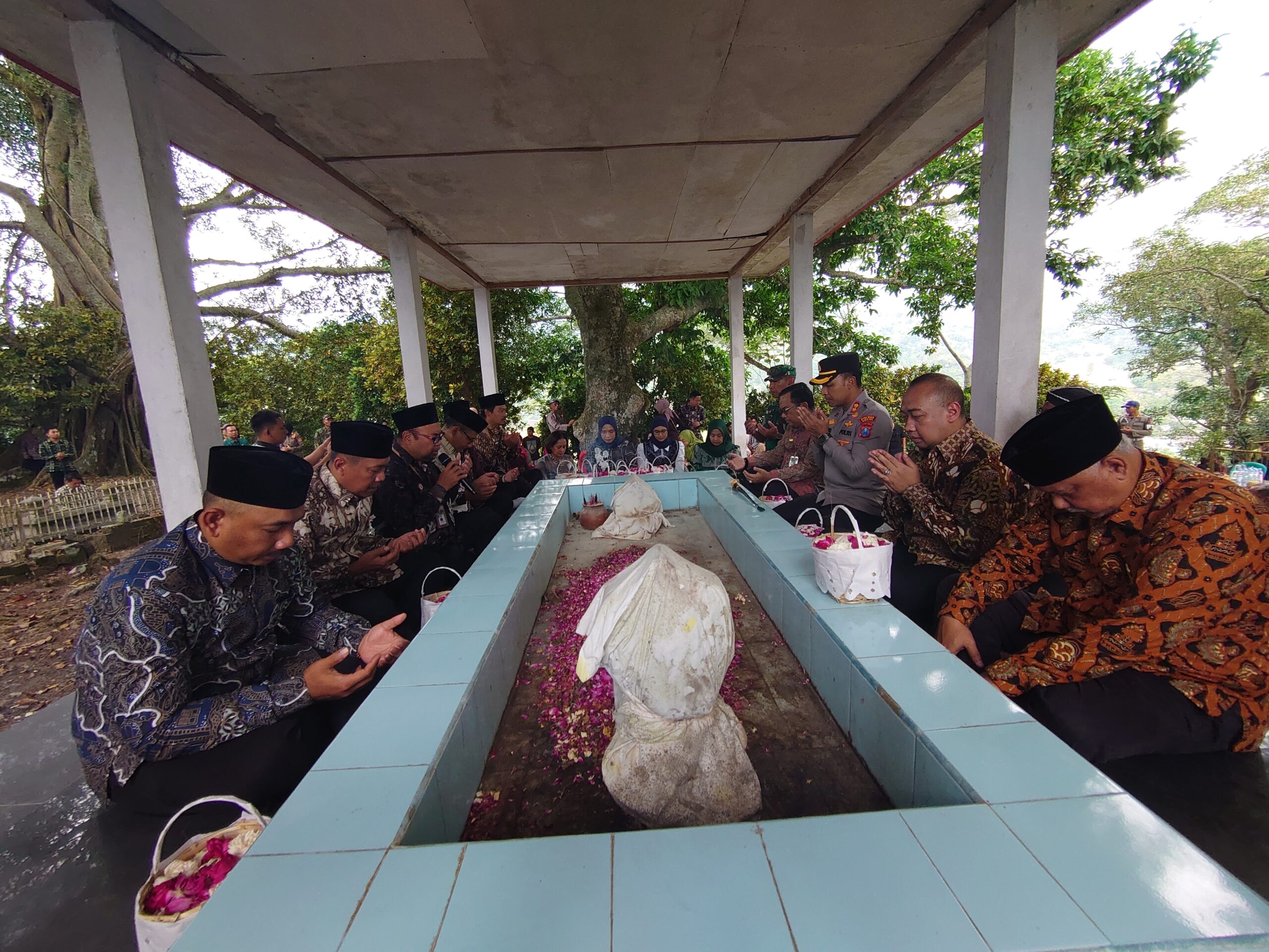 Tradisi Ziarah Leluhur Warnai Hari Jadi Ngawi ke-668, Menjaga Warisan Budaya dan Menguatkan Semangat Pembangunan