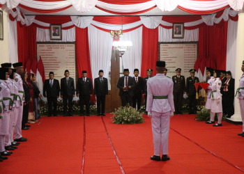 Dikukuhkan Jelang HUT ke-81 RI, 42 Paskibra Ngawi Siap Kibarkan Bendera Merah Putih