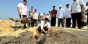 Resmi Dimulai, Pemkab Ngawi dan Qatar Charity Sulap Lahan Wakaf IPHI Geneng Jadi Islamic Centre