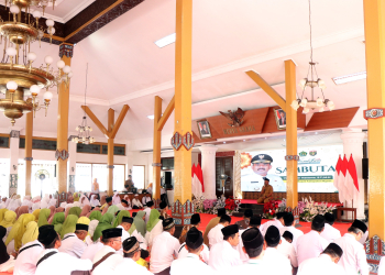 Gebrakan Tekan Buta Aksara Al-Qur’an, Kemenag Ngawi Wisuda 228 Santri Tarsana